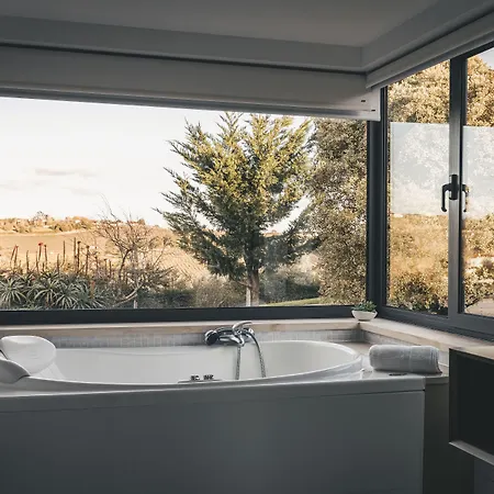 Vale Pisco Nyaraló Bombarral