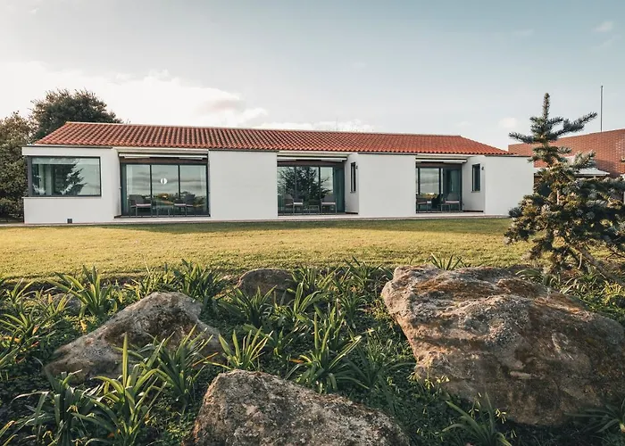 בית נופש Vale Pisco בומברל