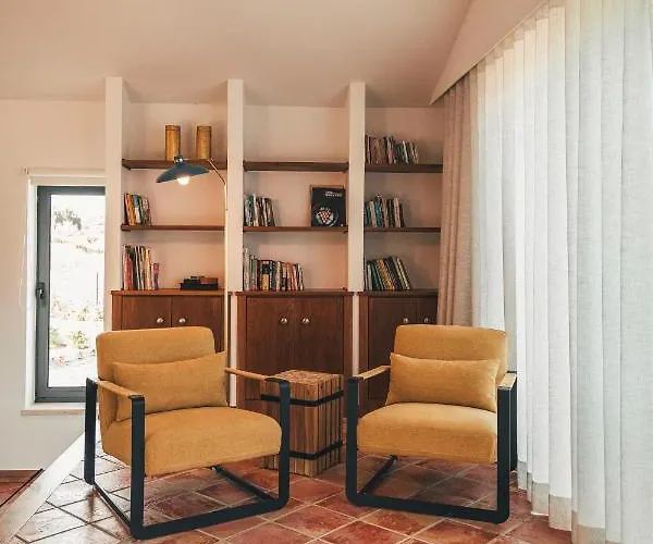 Vale Pisco בומברל