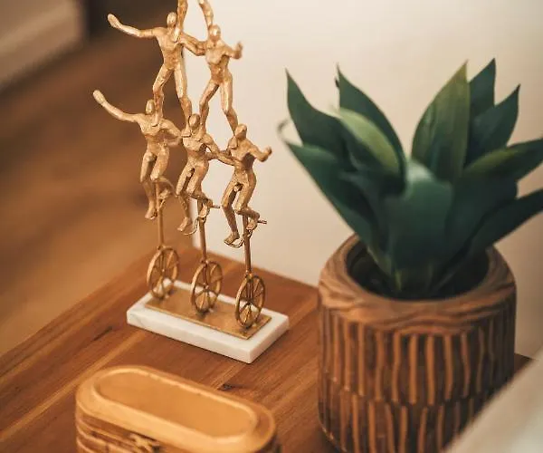 Vale Pisco * בומברל